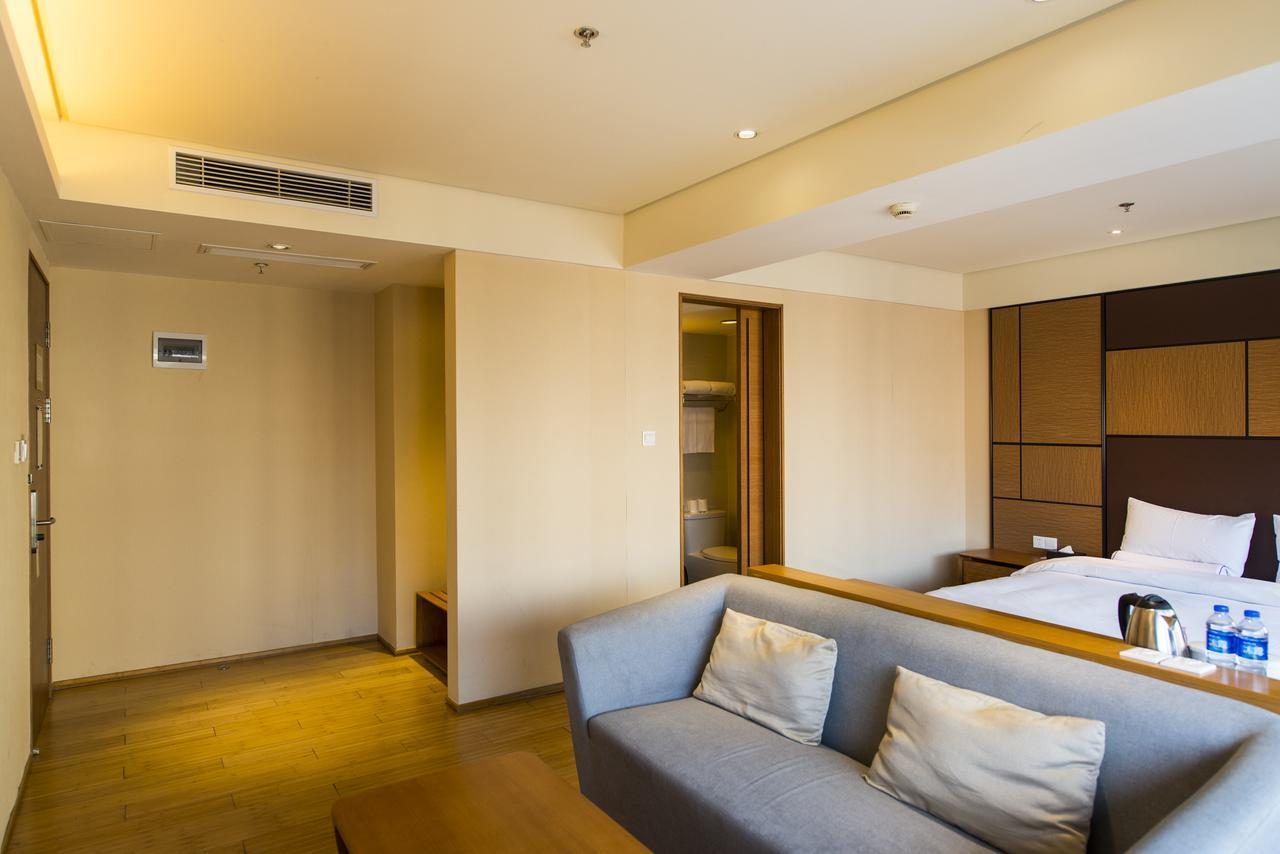 Ji Hotel Changchun Oriental Plaza Exterior photo