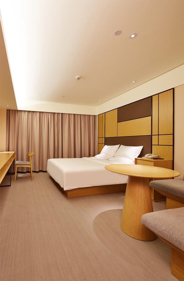 Ji Hotel Changchun Oriental Plaza Exterior photo